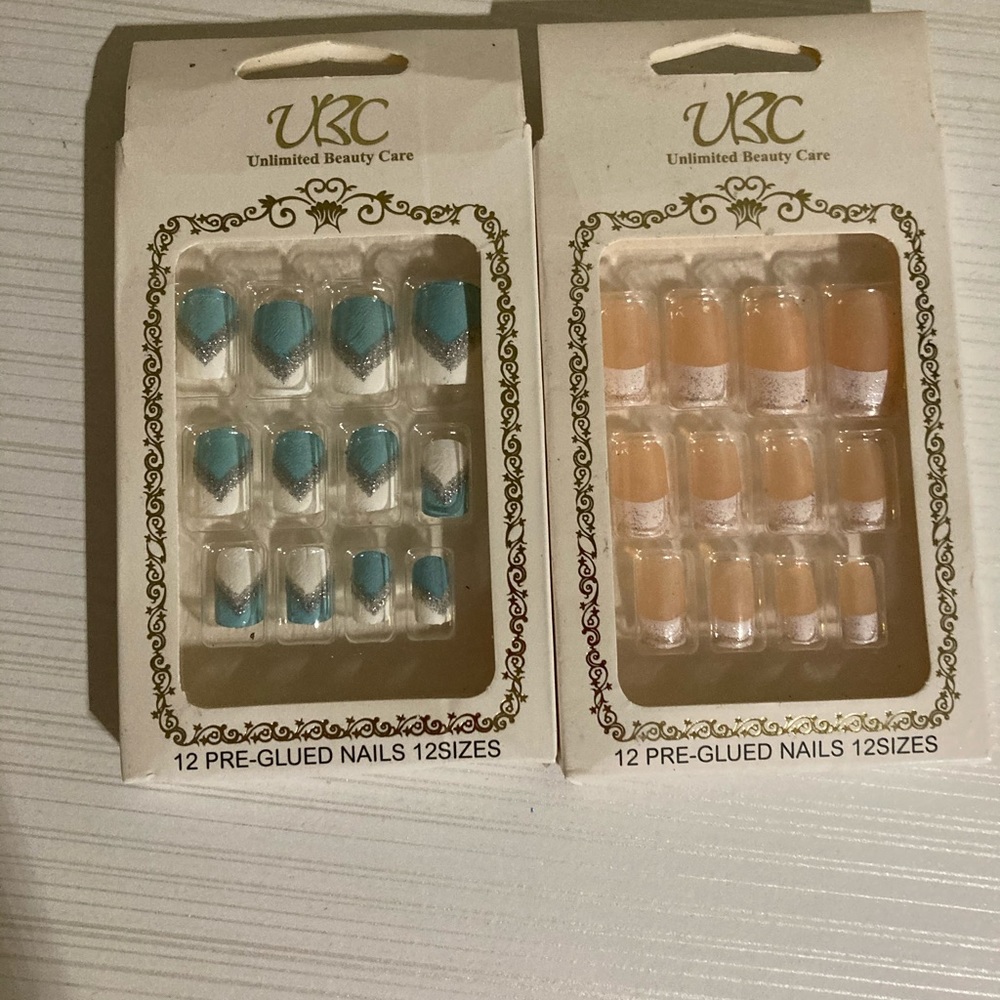 Press on nails